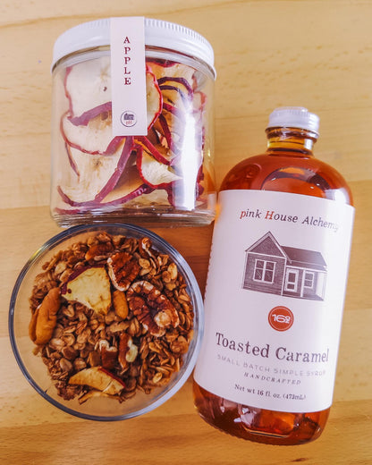 	Ingredients and nutrition panel of Toasted Caramel Simple Syrup by Pink House Alchemy – organic cane sugar-based syrup offered by Legendary Aviation Coffee.